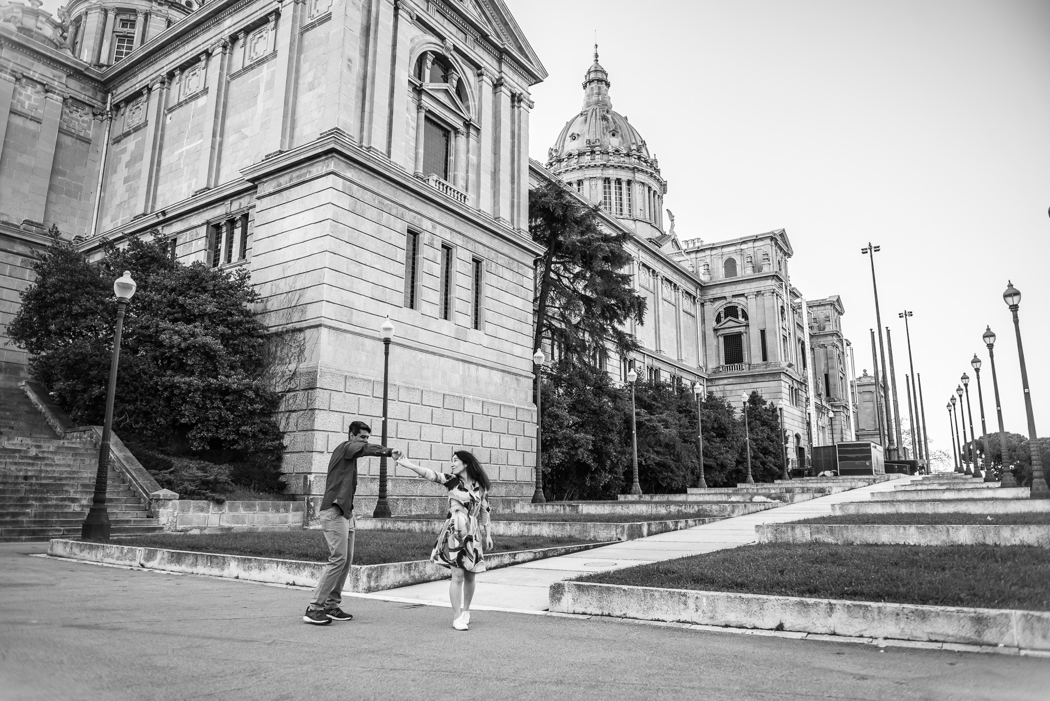 Barcelona engagement photo at Park Güell